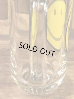 スマイルが描かれたガラス製の70年代ビンテージビアジョッキ