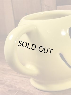 マッコイのスマイルフェイスの70’sヴィンテージセラミックマグ