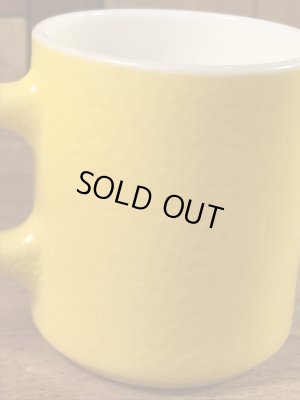 スマイルフェイスとHave A Happy Dayが描かれた70’sヴィンテージヘーゼルアトラスマグ