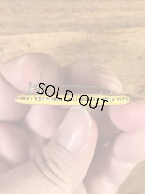 “The One With The Most Buttons Wins”と書かれたスマイルフェイスの80’sヴィンテージ缶バッチ