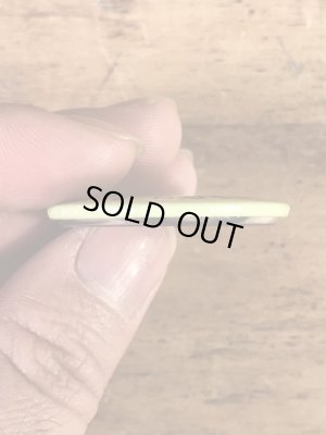 “London Bridge L.H.C.,AZ.”と書かれたスマイルフェイスの70’sヴィンテージ缶バッチ