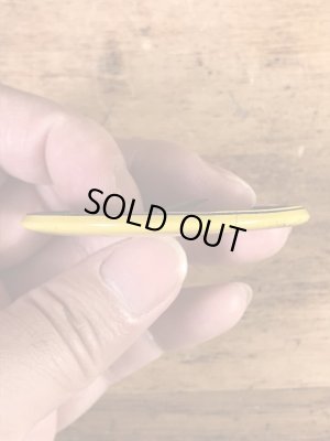 スマイルフェイスのブリキ製の70’sヴィンテージ缶バッチ