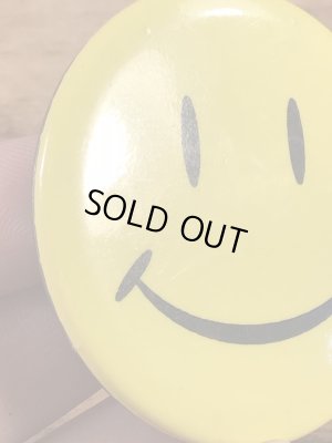 スマイルフェイスの金属製の80’s〜ヴィンテージ缶バッチ