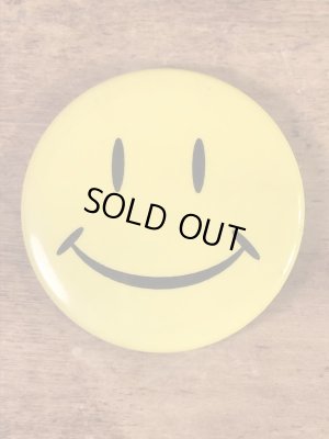 スマイルフェイスの金属製の80’s〜ヴィンテージ缶バッチ