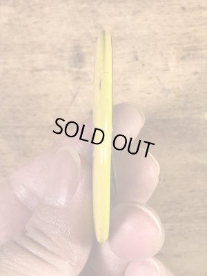 スマイルのブリキ製の70年代ビンテージ缶バッジ