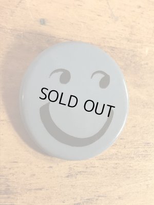 ユニオンラベルの刻印が付いたスマイルの70年代ビンテージ缶バッジ