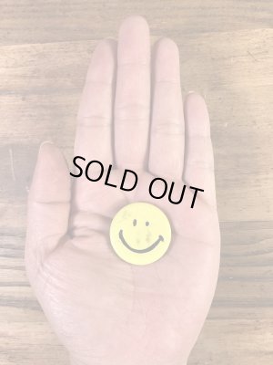 Button Worksのスマイルフェイスの70’sヴィンテージ缶バッチ