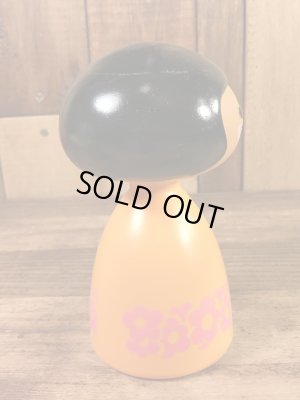 Avon社製のスモールワールドの70’sヴィンテージボトルドール