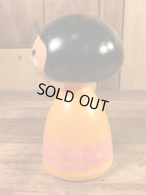 Avon社製のスモールワールドの70’sヴィンテージボトルドール