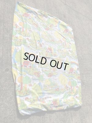 レインボーのポップアートの70’sヴィンテージBoxシーツ