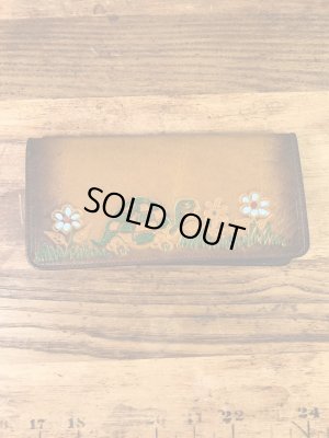 フラワーとカメが描かれたヒッピー調の70’sヴィンテージレザーウォレット