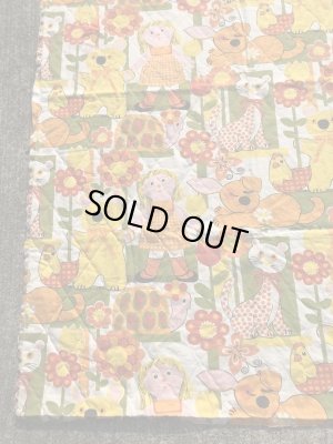 アニマルとフラワーのキルティングの70’sヴィンテージファブリック