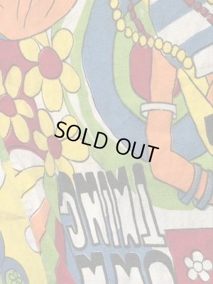 ラブ&フラワーのヒッピー調の60〜70年代ビンテージフラットシーツ