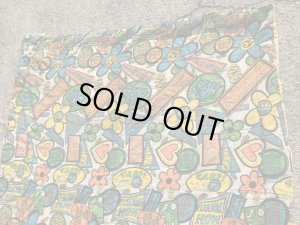 ヒッピー調の総柄の70年代ビンテージスリーピングバッグ