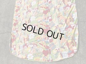 ラブ&フラワーのヒッピー調の60〜70年代ビンテージフラットシーツ