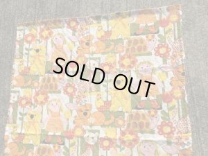 アニマルとフラワーのキルティングの70’sヴィンテージファブリック