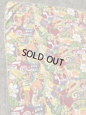 ラブ&フラワーのヒッピー調の60〜70年代ビンテージフラットシーツ