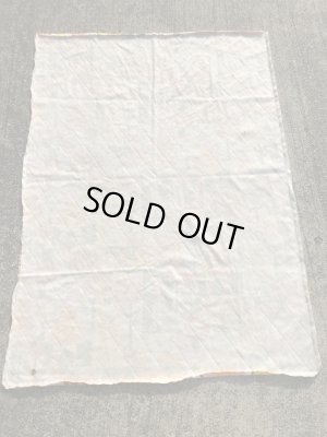 動物とフラワーが描かれたキルティングの70年代ビンテージファブリック