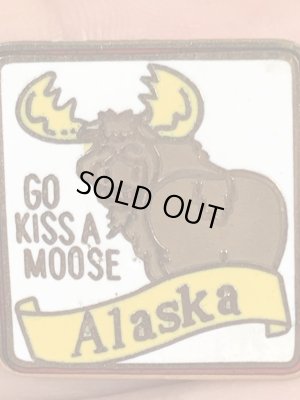 トナカイのアラスカの70〜80年代ビンテージピンバッジ