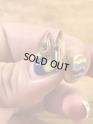 レインボーとユニコーンの70〜80年代ビンテージエナメルピンバッジ