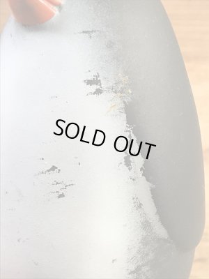 Tommee Tippee社製のペンギンの70年代ビンテージソフビドール