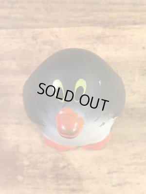 Tommee Tippee社製のペンギンの70年代ビンテージソフビドール