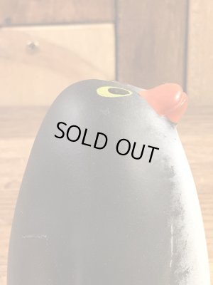 Tommee Tippee社製のペンギンの70’sヴィンテージスクイーズトイ