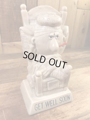 “Get Well Soon”のメッセージが書かれたシリスカルプスの70年代ビンテージメッセージドール