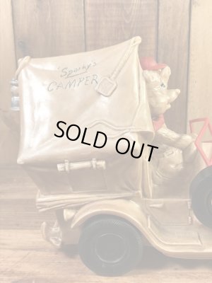 Boy Indu's社製のスパークスキャンパーの70年代ビンテージ貯金箱フィギュア