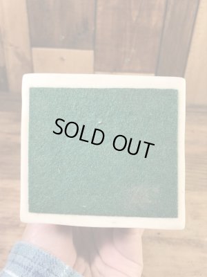 R & W Berries社製のシリスカルプスの70’sヴィンテージメッセージドール