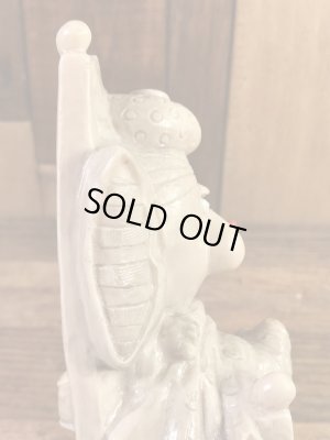 “Get Well Soon”のメッセージが書かれたシリスカルプスの70年代ビンテージメッセージドール