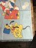 ミッキーマウスやミニーマウスなどのディズニーキャラクターが描かれた70年代ビンテージ枕カバー