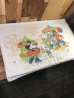 ミニーマウスやグーフィーなどのディズニーキャラクターが描かれた70年代ビンテージ枕カバー
