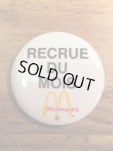 McDonald's Canada “Recrue Du Mois” Pin Back　マクドナルド　ビンテージ　缶バッジ　カナダ　80年代~