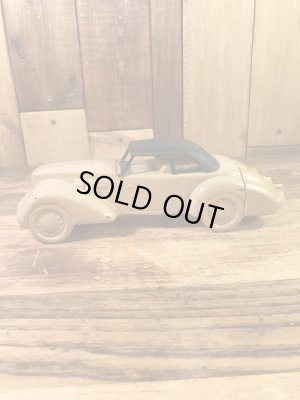 Avonのオールドカーの60〜70’sヴィンテージアフターシェービングローションボトル