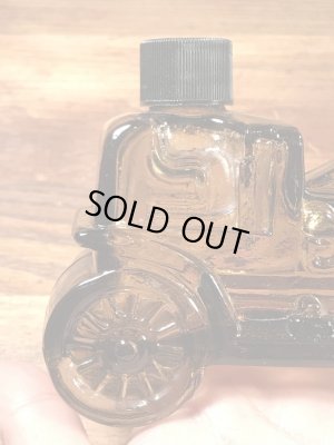 エイボンのオールドカーの60〜70年代ビンテージ香水瓶