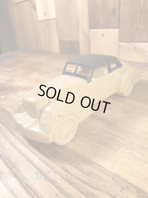 エイボンのオールドカーの60〜70年代ビンテージ香水瓶