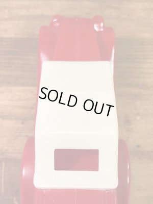 エイボンのオールドカーの60〜70年代ビンテージ香水瓶