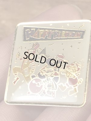 マクドナルドキャラクターとハッピーバースデーの90年代〜ビンテージピンバッジ