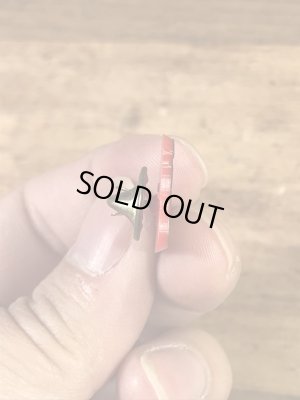 マクドナルドのロナルドの靴の90年代ビンテージピンバッジ