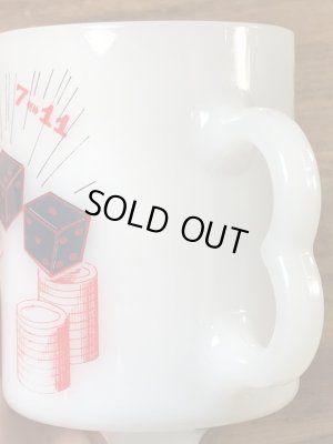 フェデラル社製のRenoの70’sヴィンテージミルクガラスマグ