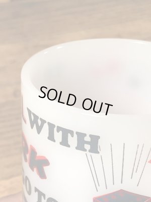 フェデラル社製のRenoの70’sヴィンテージミルクガラスマグ