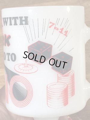 フェデラル社製のRenoの70’sヴィンテージミルクガラスマグ