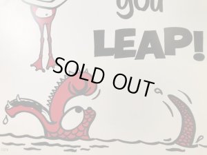 “Look Before You Leap!”のメッセージが書かれた70年代ビンテージ看板