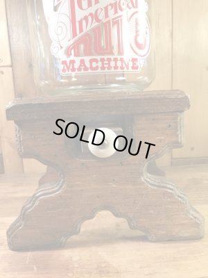 ザグレートアメリカンナッツマシンの60年代〜ビンテージナッツディスペンサー