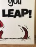 “Look Before You Leap!”のメッセージが書かれた70’sヴィンテージサインボード