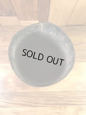 バスターブランドのピーナッツが入っていた50年代〜ビンテージブリキ缶