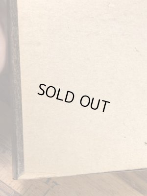 ビッグアイズの女の子の60’sヴィンテージアート