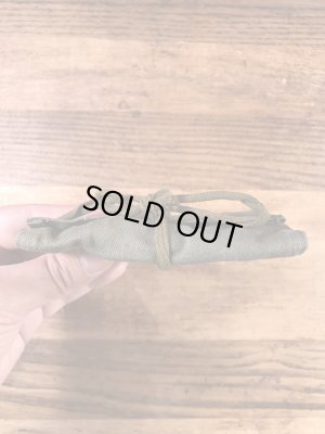 アメリカンレッドクロスのヘリンボーン生地の40’sヴィンテージ裁縫セット