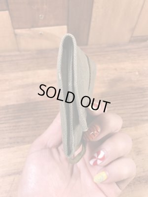 アメリカンレッドクロスのヘリンボーン生地の40年代ビンテージソーイングキット